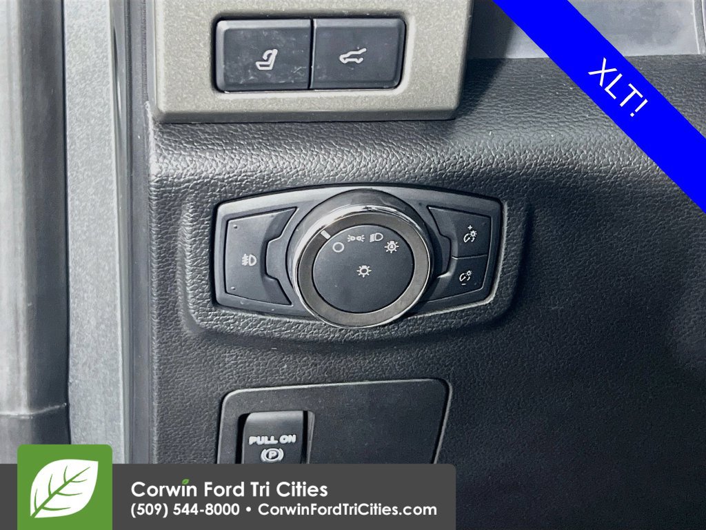 Used 2020 Ford Expedition Max XLT w/ Equipment Group 202A AWD/4WD image 19
