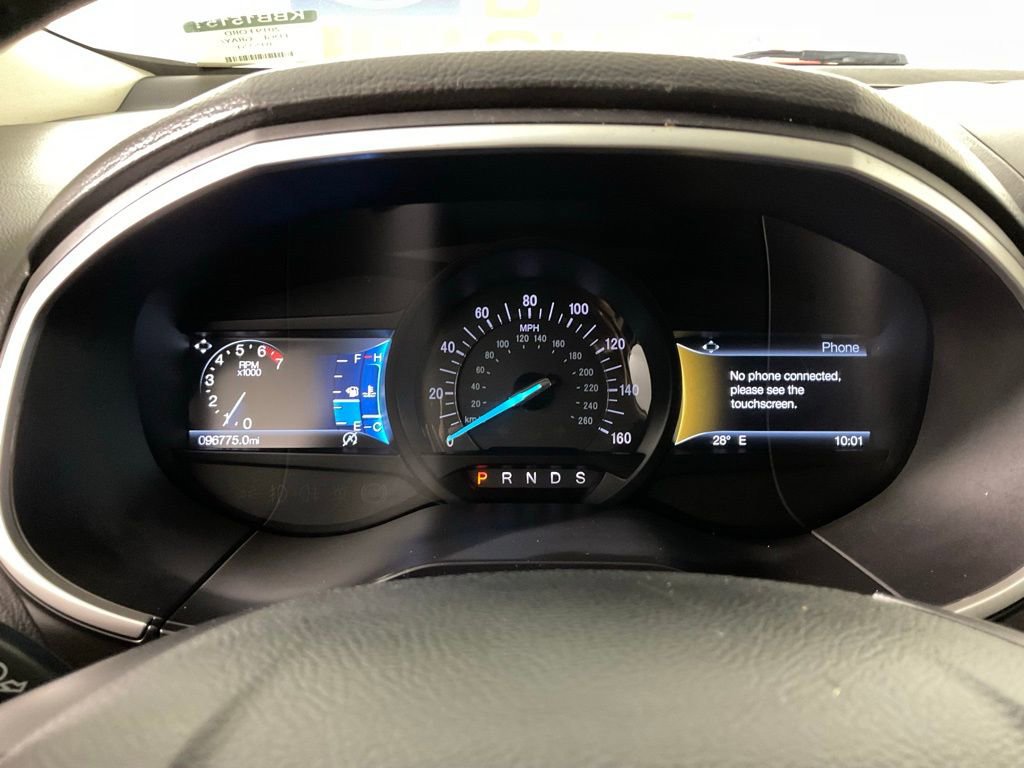 Used 2019 Ford Edge SEL image 25