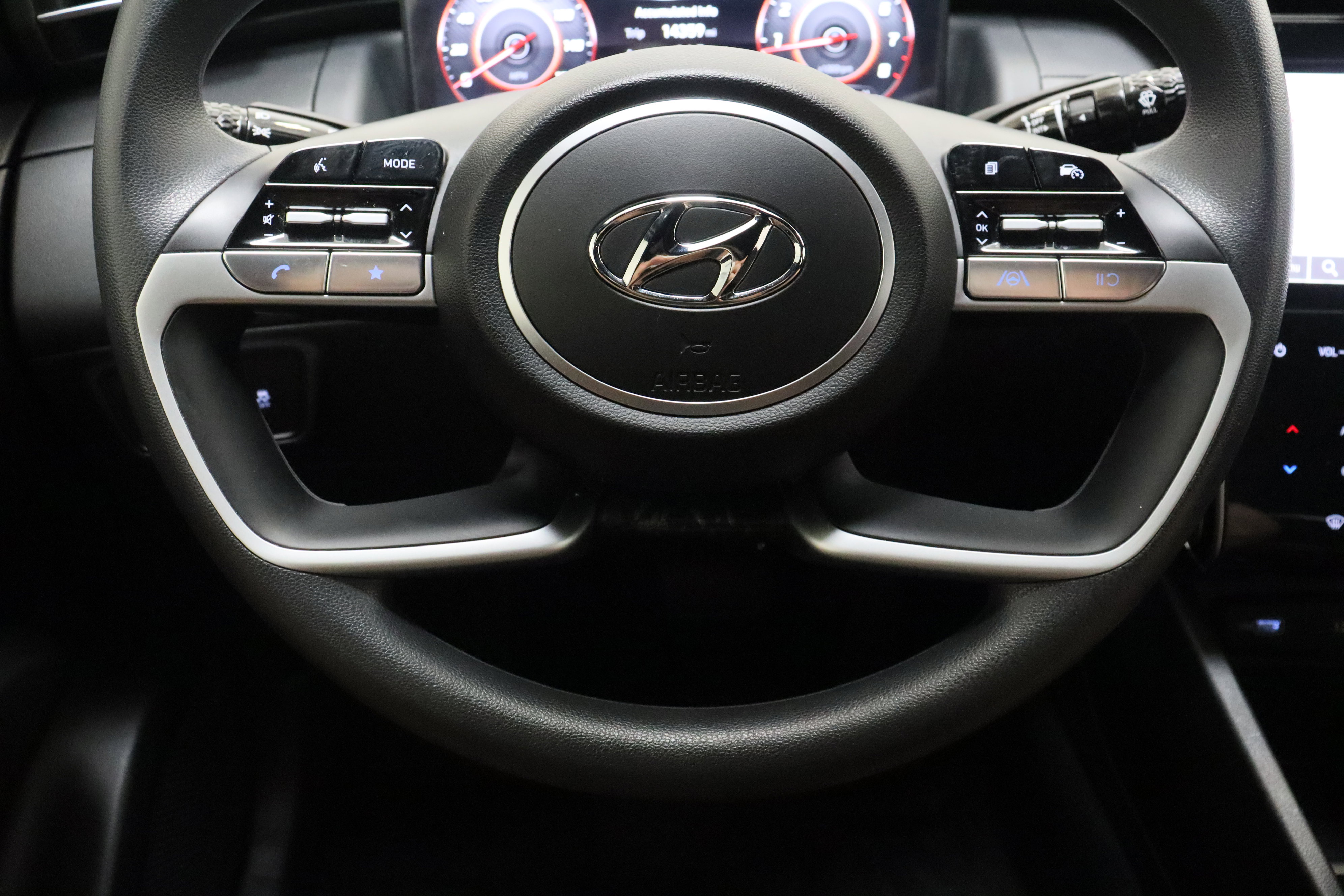 Used 2024 Hyundai Santa Cruz SEL w/ Activity Package FWD image 26