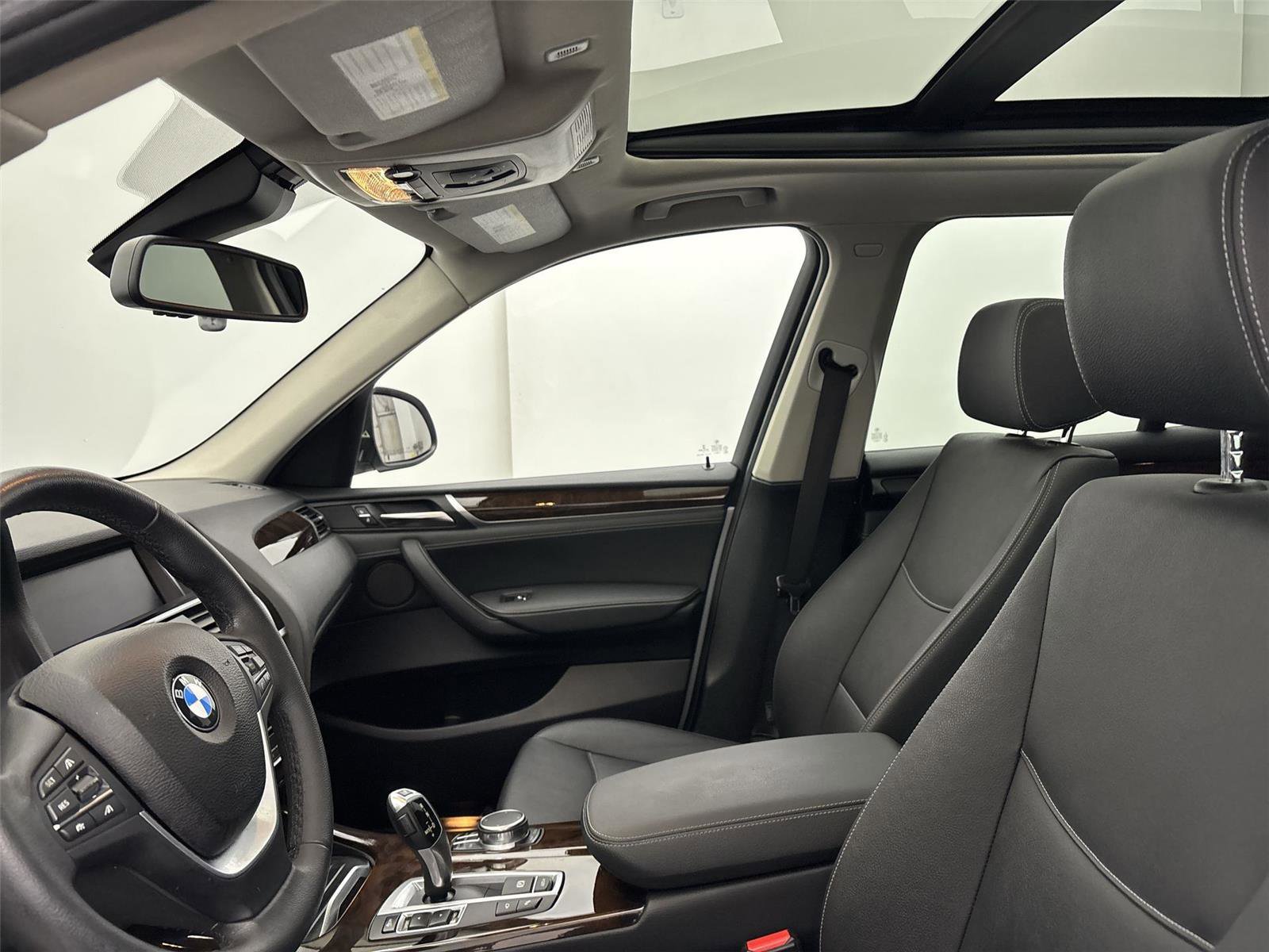 Used 2017 BMW X3 sDrive28i RWD image 24