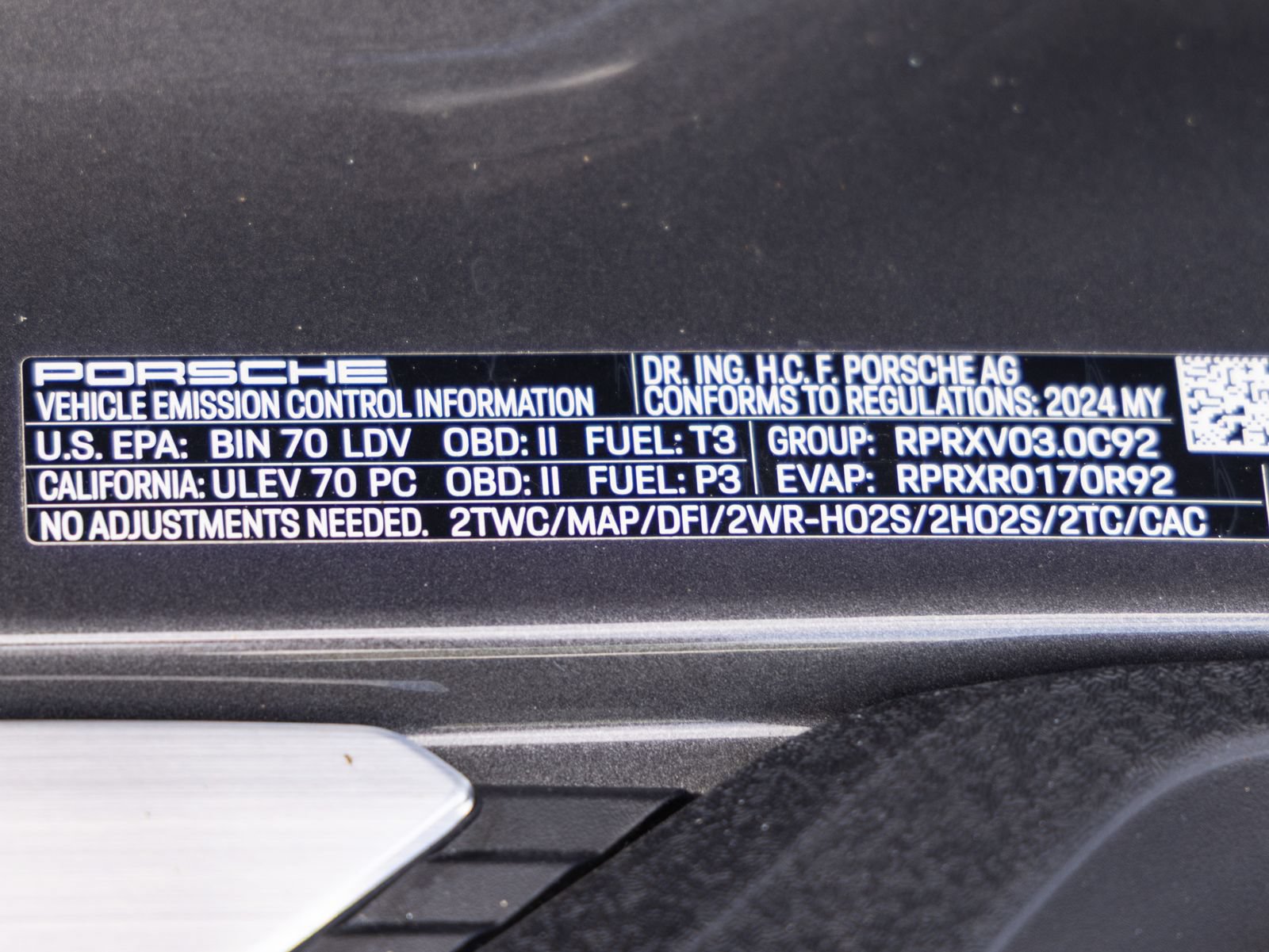 Certified 2024 Porsche 911 Carrera w/ Premium Package RWD image 34