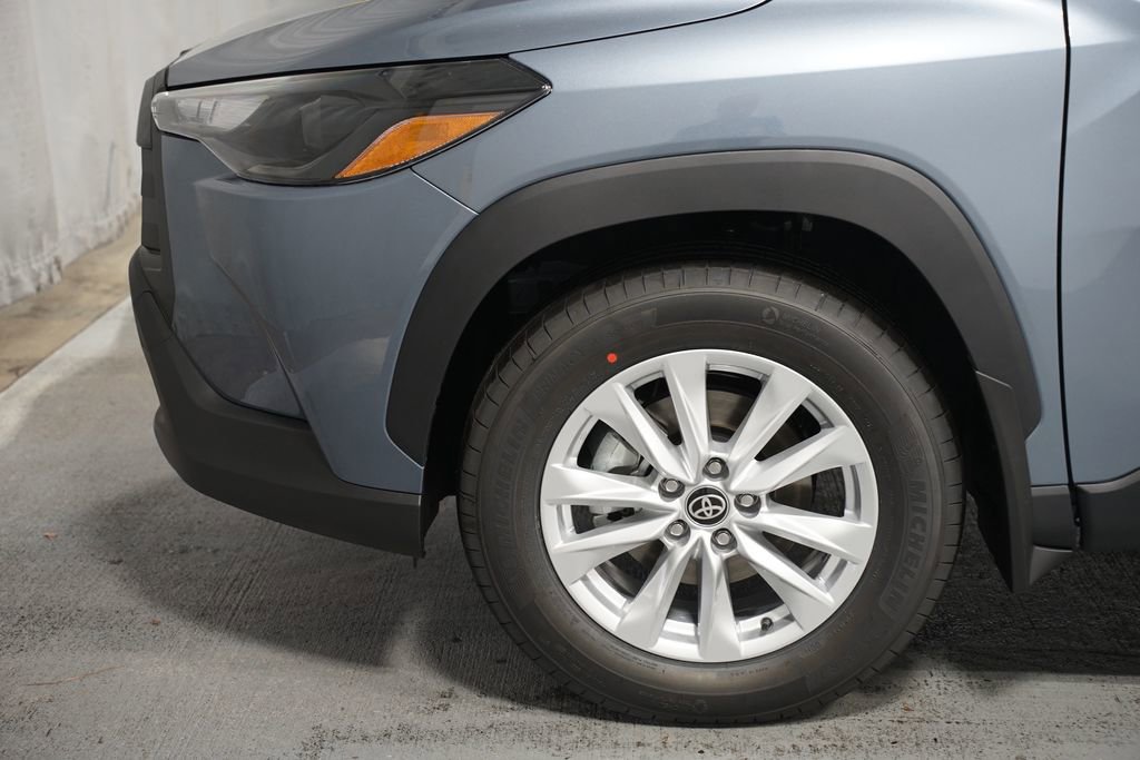 New 2026 Toyota Corolla Cross LE image 5
