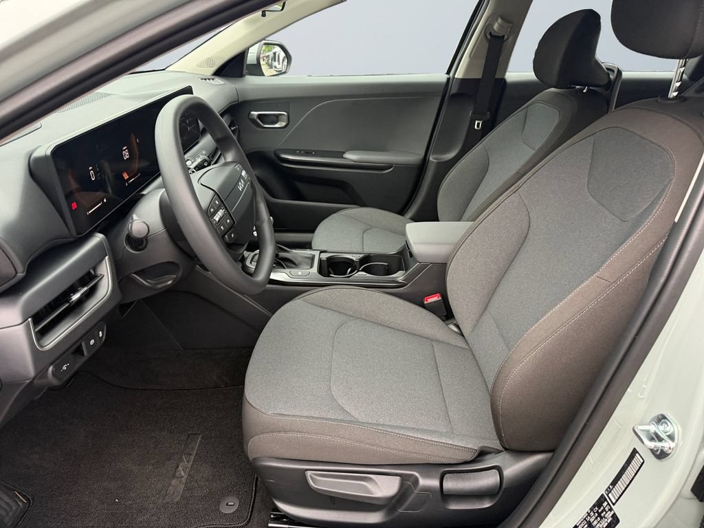 New 2026 Kia K4 FWD image 9