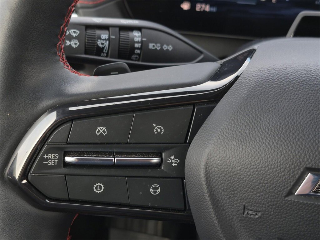 Certified 2025 Chevrolet Traverse RS w/ LPO, Floor Liner Package image 23