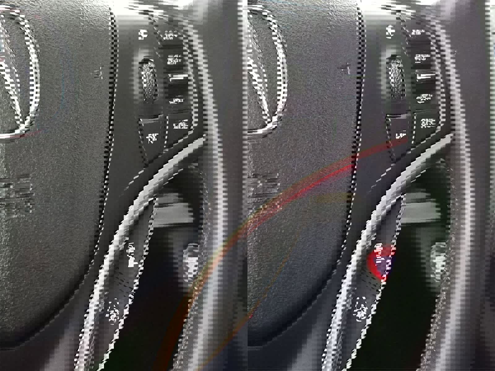 Used 2018 Acura MDX SH-AWD image 26