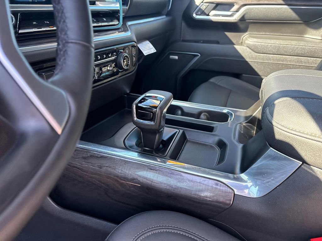 Used 2025 Chevrolet Silverado 1500 LTZ w/ Z71 Off-Road Package AWD/4WD image 11