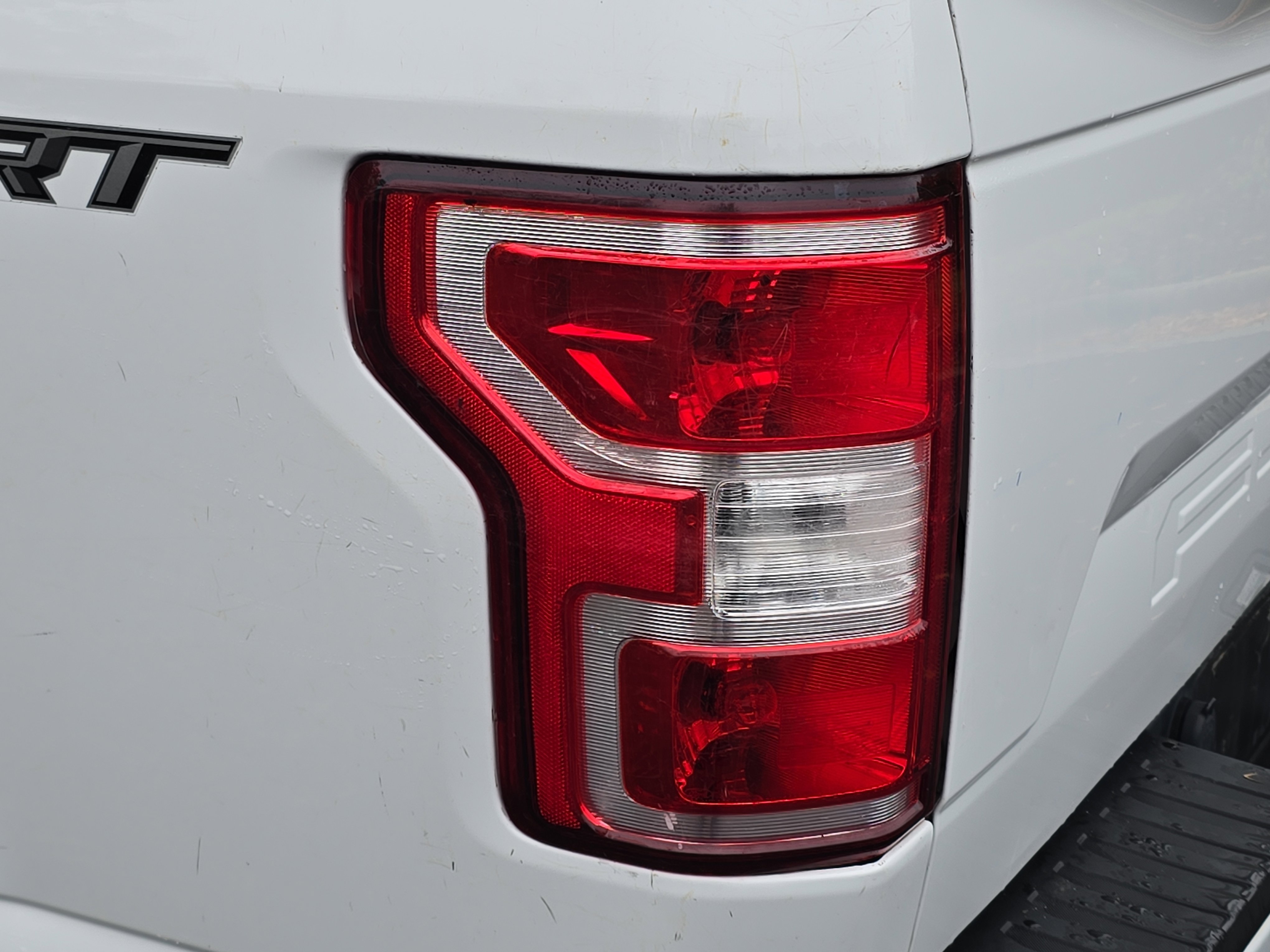 Used 2018 Ford F150 XLT w/ Equipment Group 302A Luxury image 33