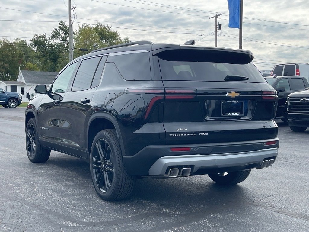 New 2026 Chevrolet Traverse LT w/ Driver Confidence Package image 15