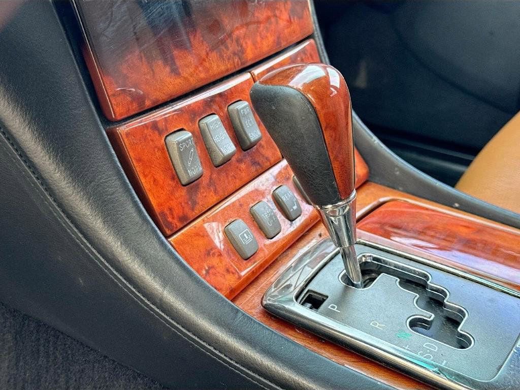 Used 2004 Lexus LS 430 image 19