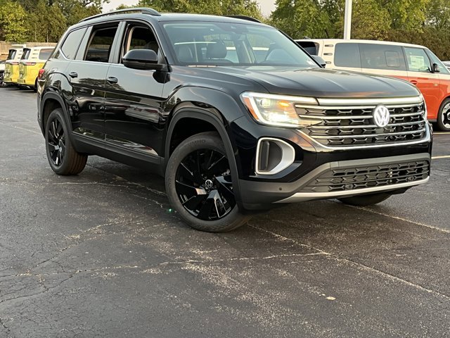 New 2026 Volkswagen Atlas SE