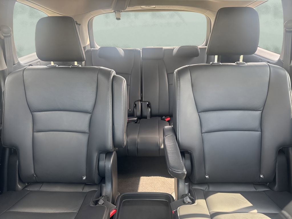 Used 2022 Honda Pilot Touring image 13