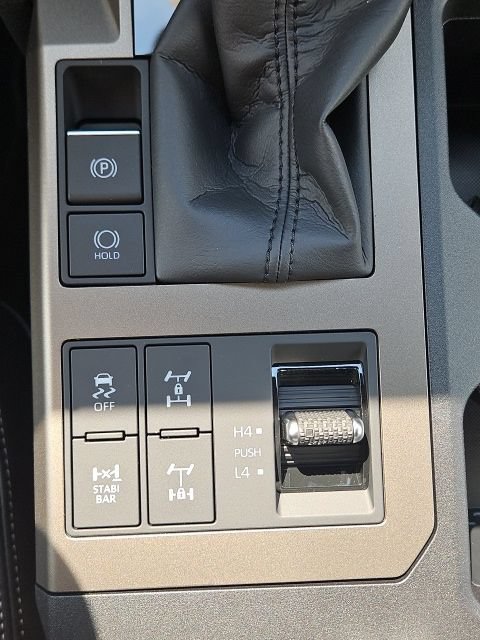 New 2027 Toyota Land Cruiser w/ Premium Package AWD/4WD image 30