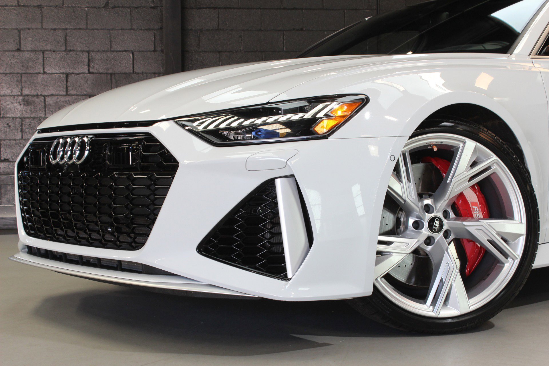 Used 2023 Audi RS 6 image 8