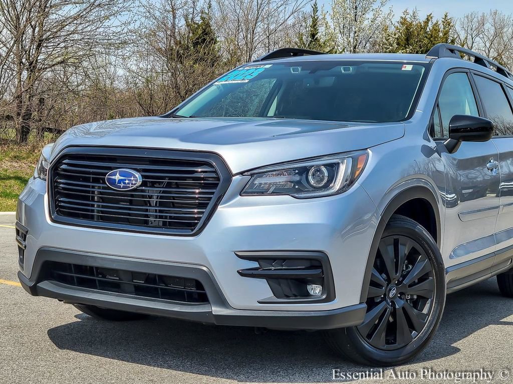 Used 2022 Subaru Ascent Onyx Edition image 2