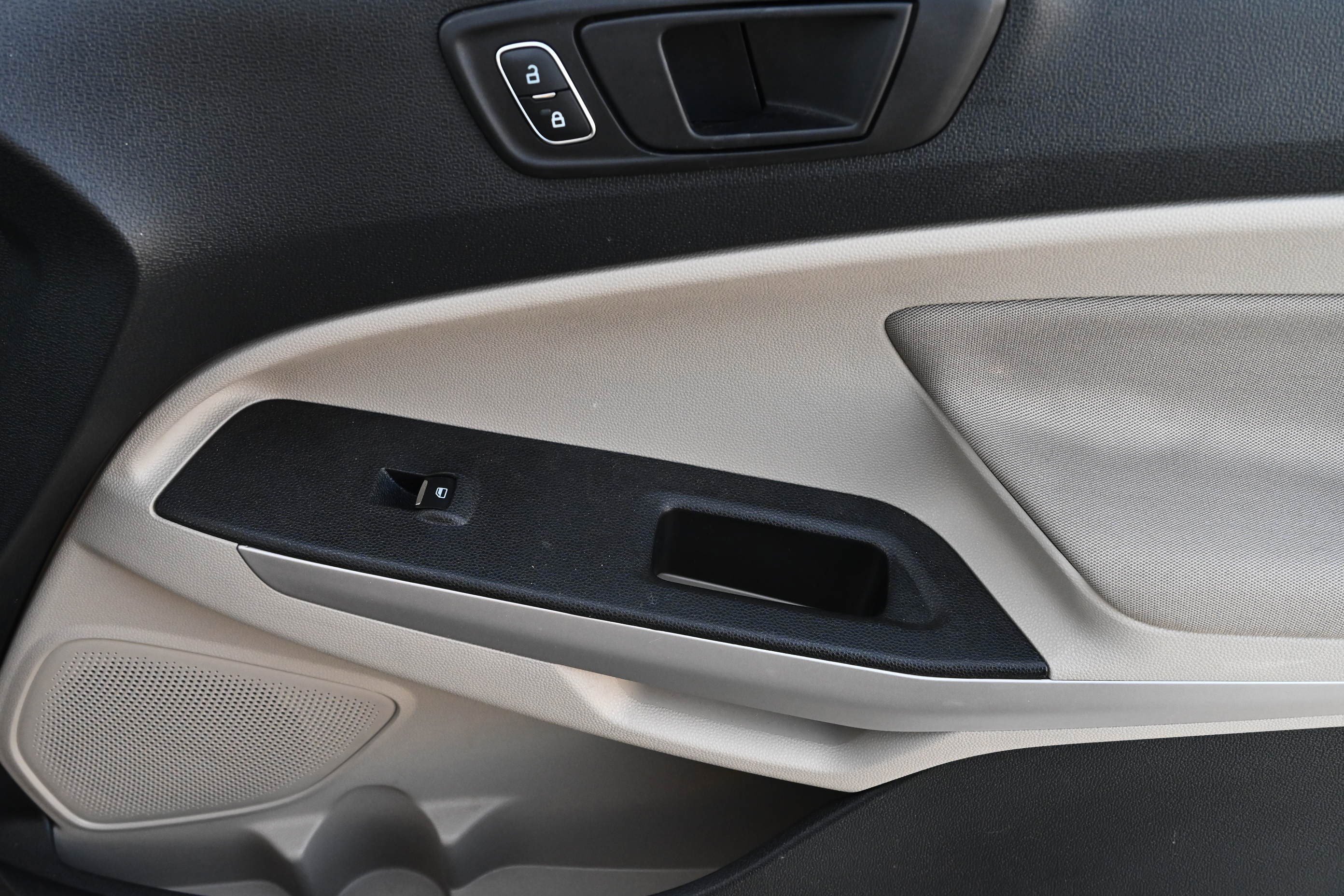 Used 2022 Ford EcoSport S image 34