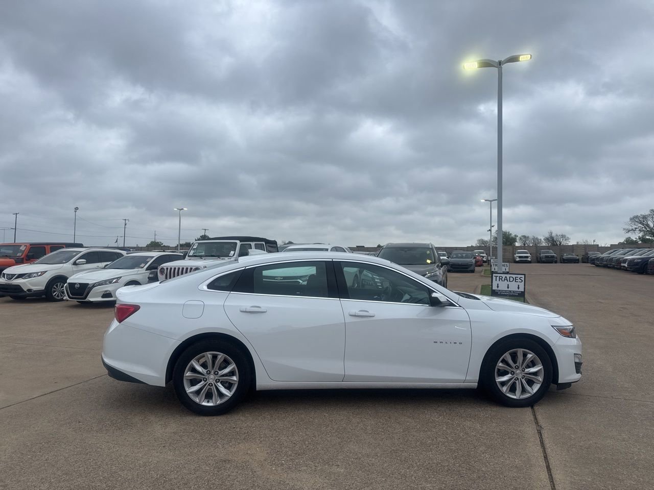 Used 2024 Chevrolet Malibu LT image 26