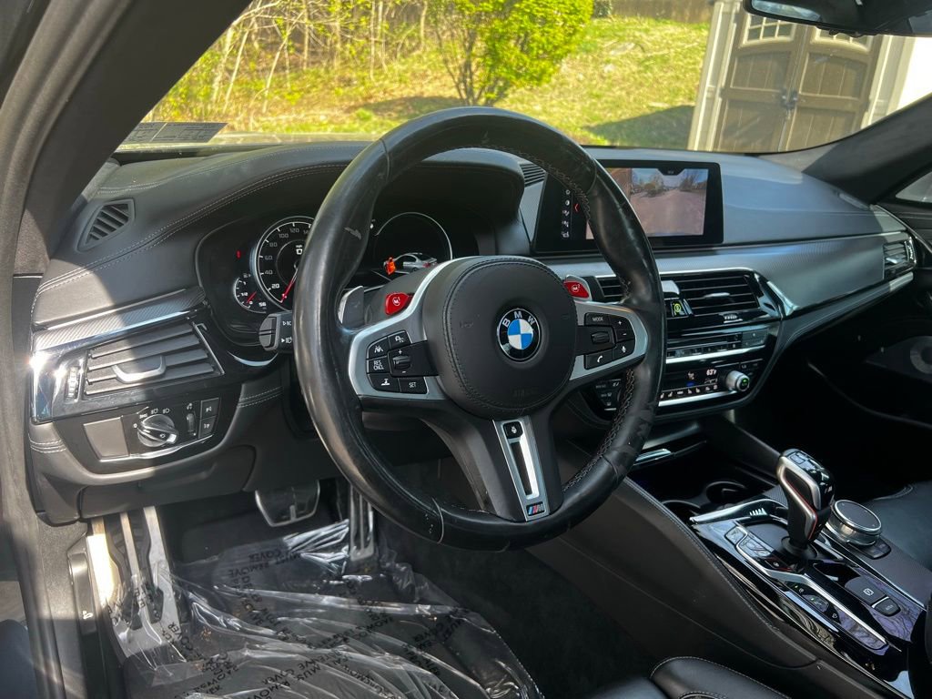 Used 2018 BMW M5 image 12