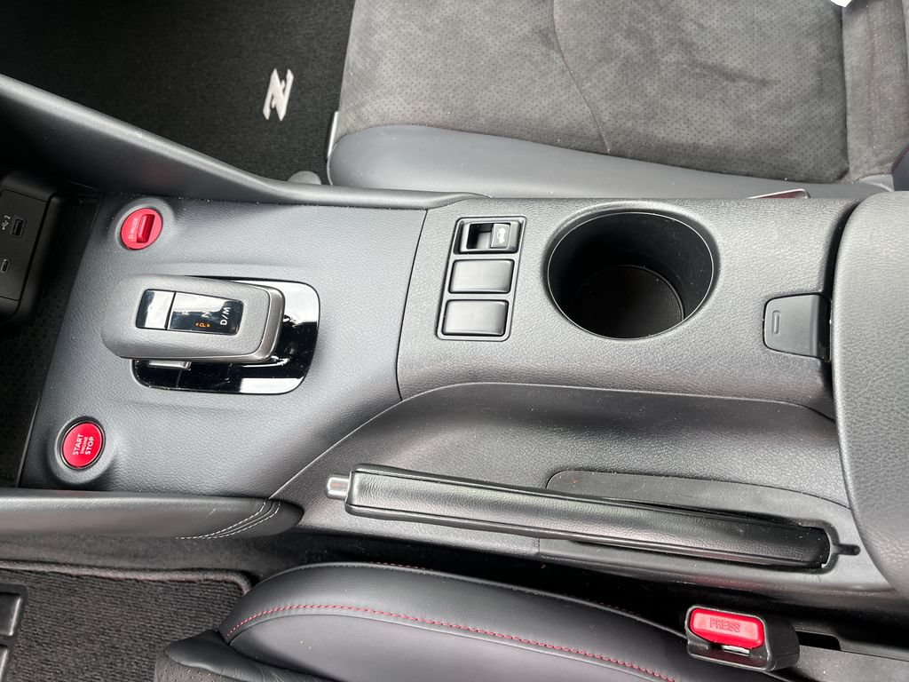Certified 2025 Nissan Z Performance w/ Floor Mat Package RWD image 25