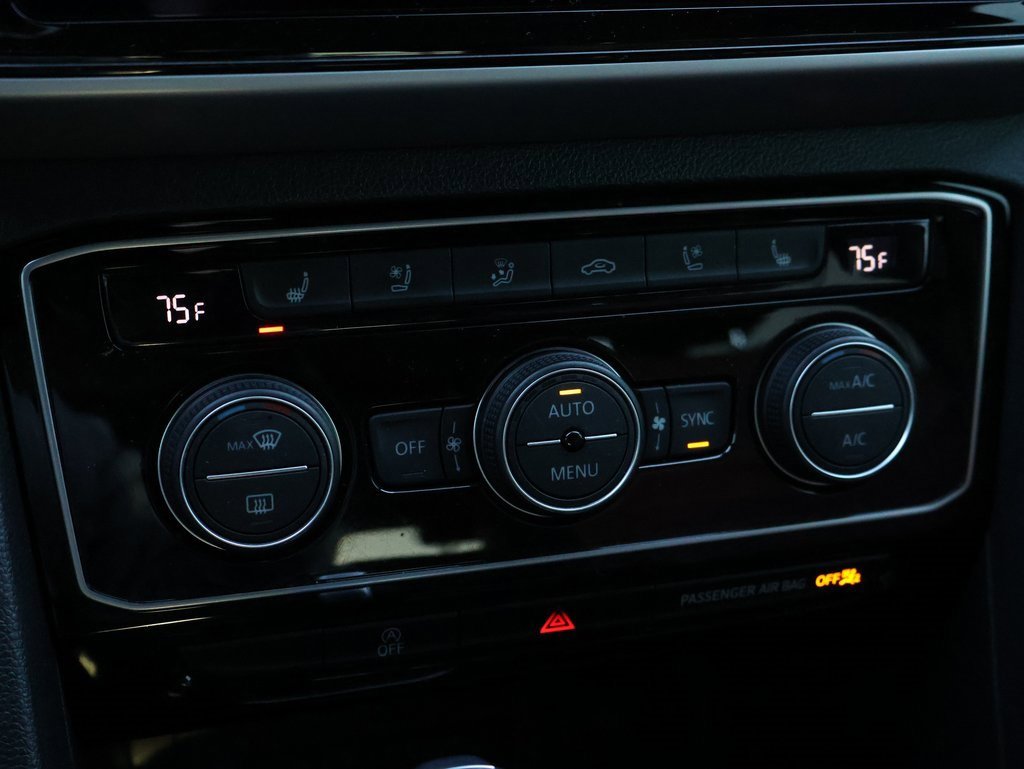 Used 2022 Volkswagen Atlas Cross Sport SEL Premium R-Line image 23