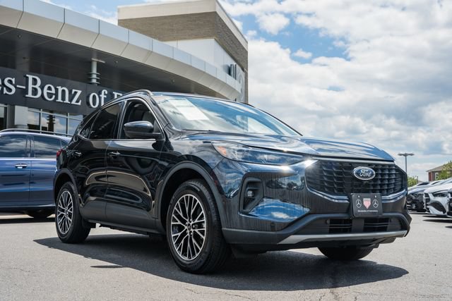 Used 2023 Ford Escape SE w/ PHEV Premium Package