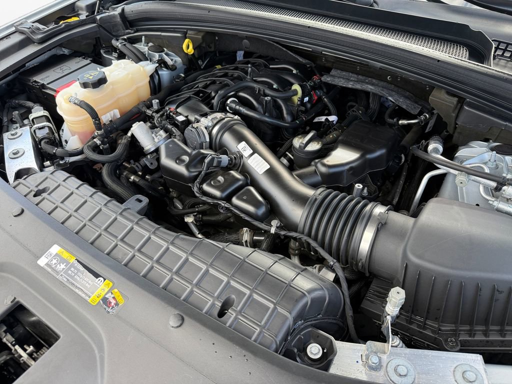 Certified 2022 Jeep Grand Cherokee L Limited w/ Black Appearance Package image 21