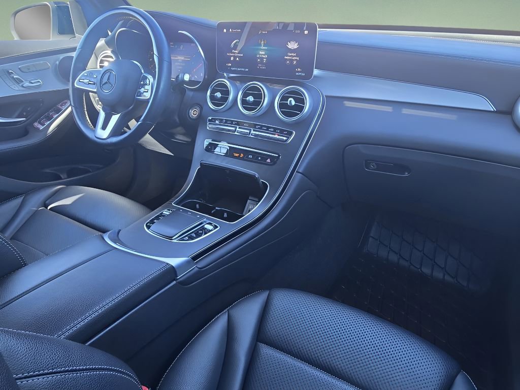 Used 2023 Mercedes-Benz GLC 300 4MATIC Coupe image 27