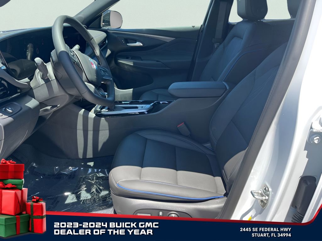 New 2025 Buick Envision Sport Touring image 9