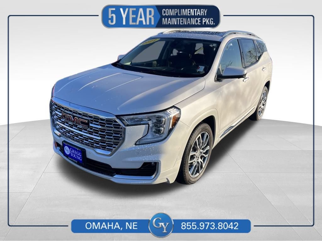 Used 2022 GMC Terrain Denali w/ Denali Premium Package