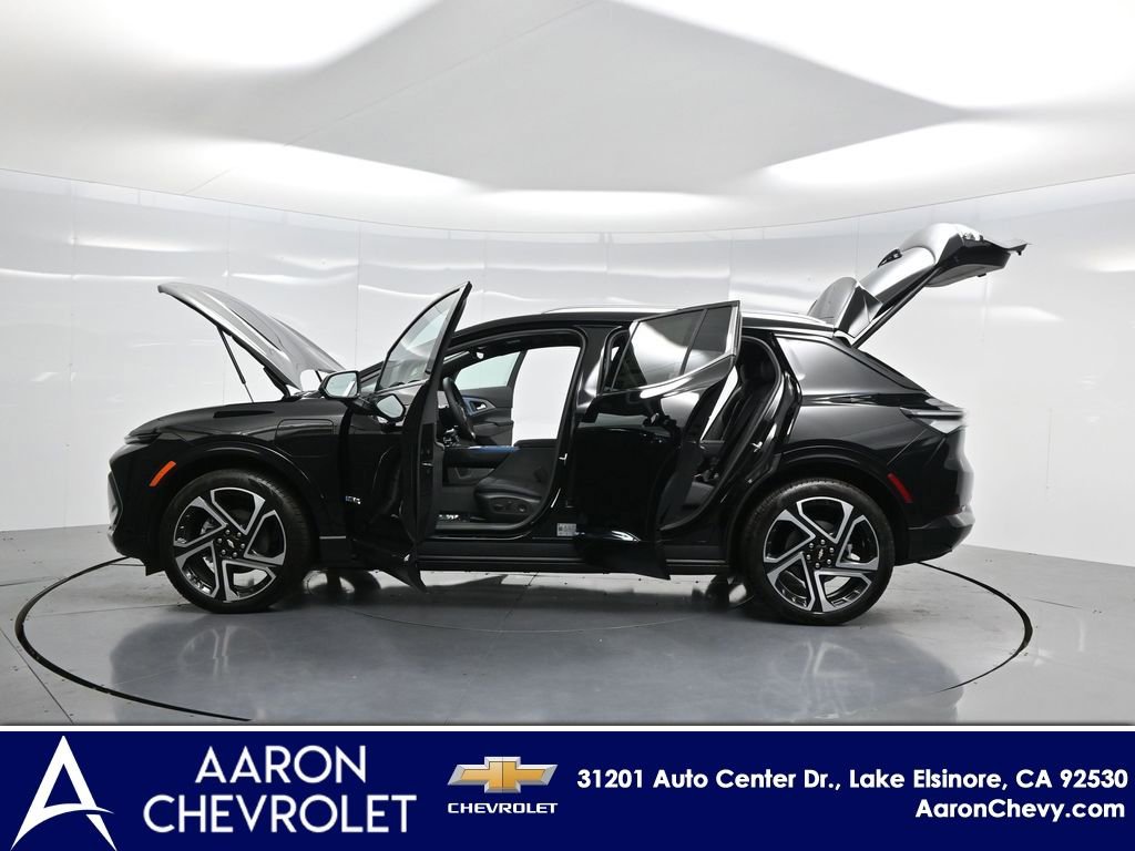 New 2025 Chevrolet Equinox EV LT w/ Convenience Package II image 35