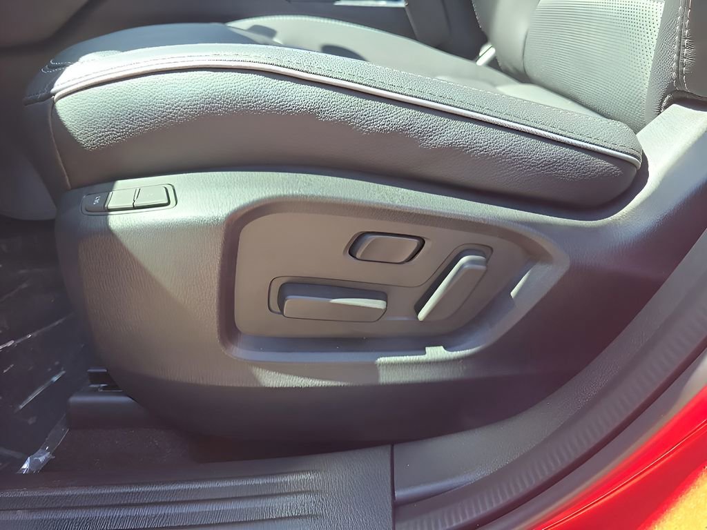 Used 2025 MAZDA CX-5 AWD 2.5 S w/ Preferred Package image 12