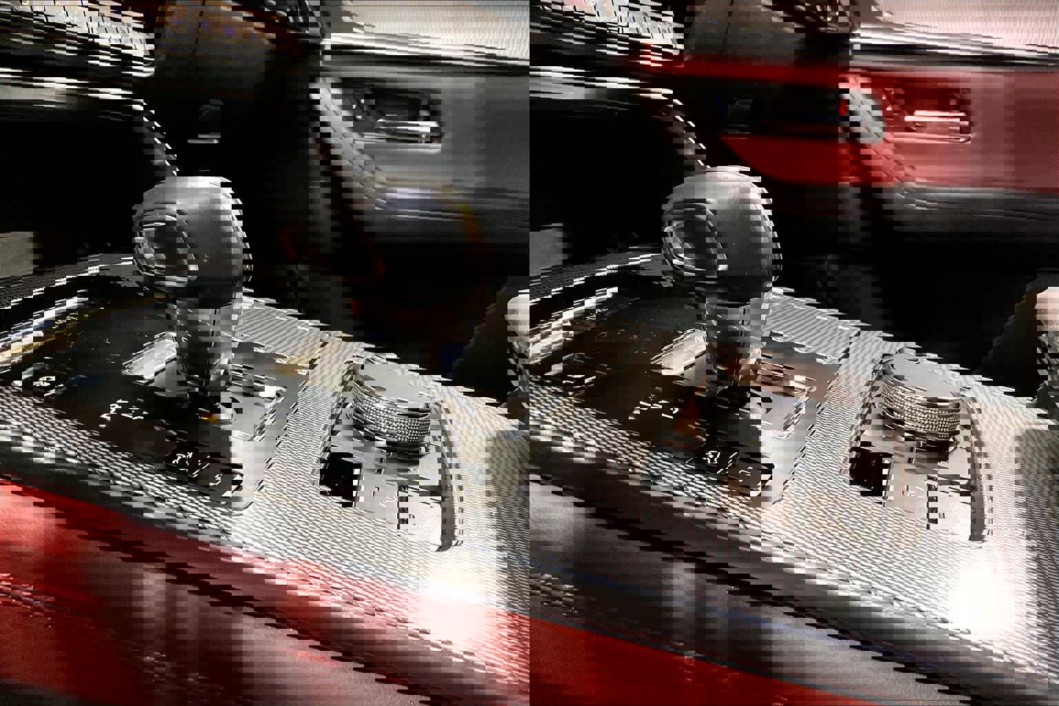 Used 2025 MAZDA CX-70 Plug-In Hybrid w/ Premium Plus image 18