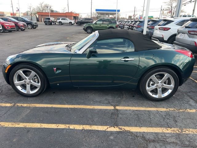 Used 2006 Pontiac Solstice Convertible w/ Premium Package image 6