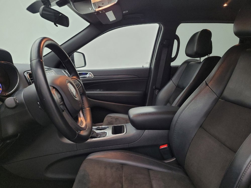 Used 2021 Jeep Grand Cherokee Laredo X image 17