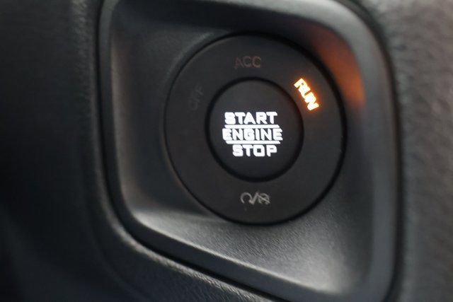 Used 2025 Jeep Wrangler Willys image 16