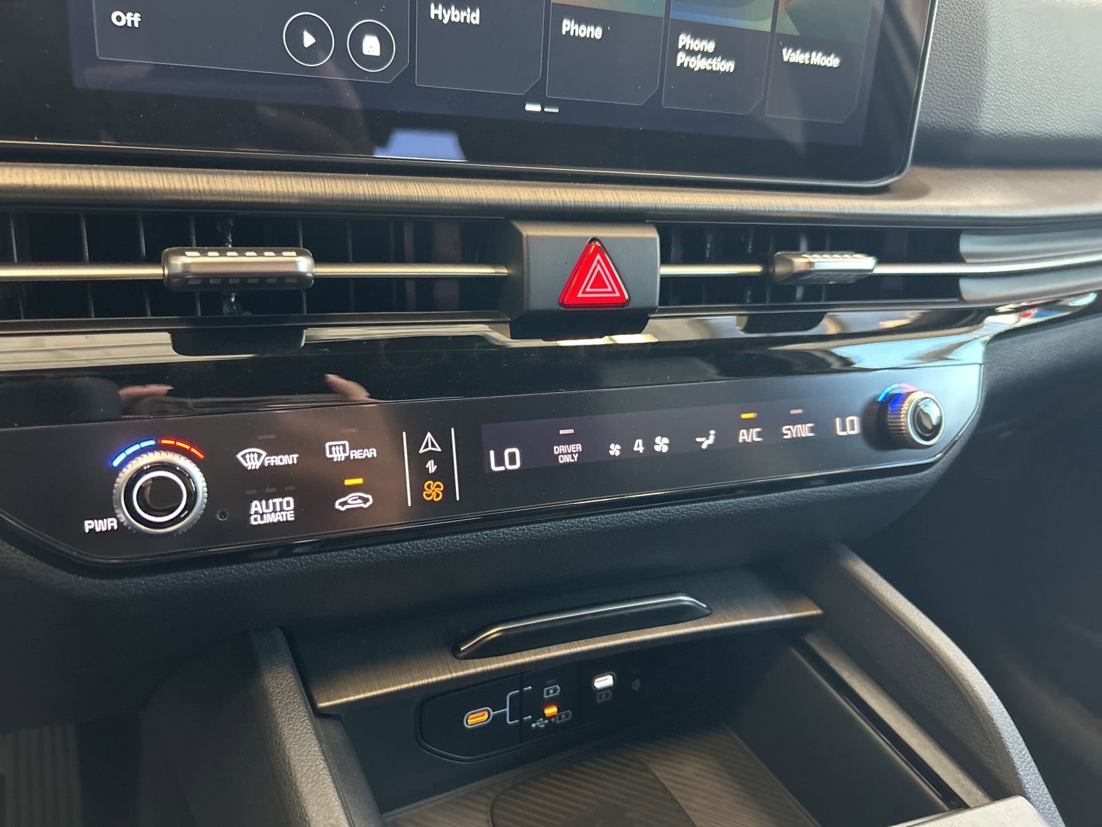 New 2026 Kia Sportage AWD Hybrid image 28