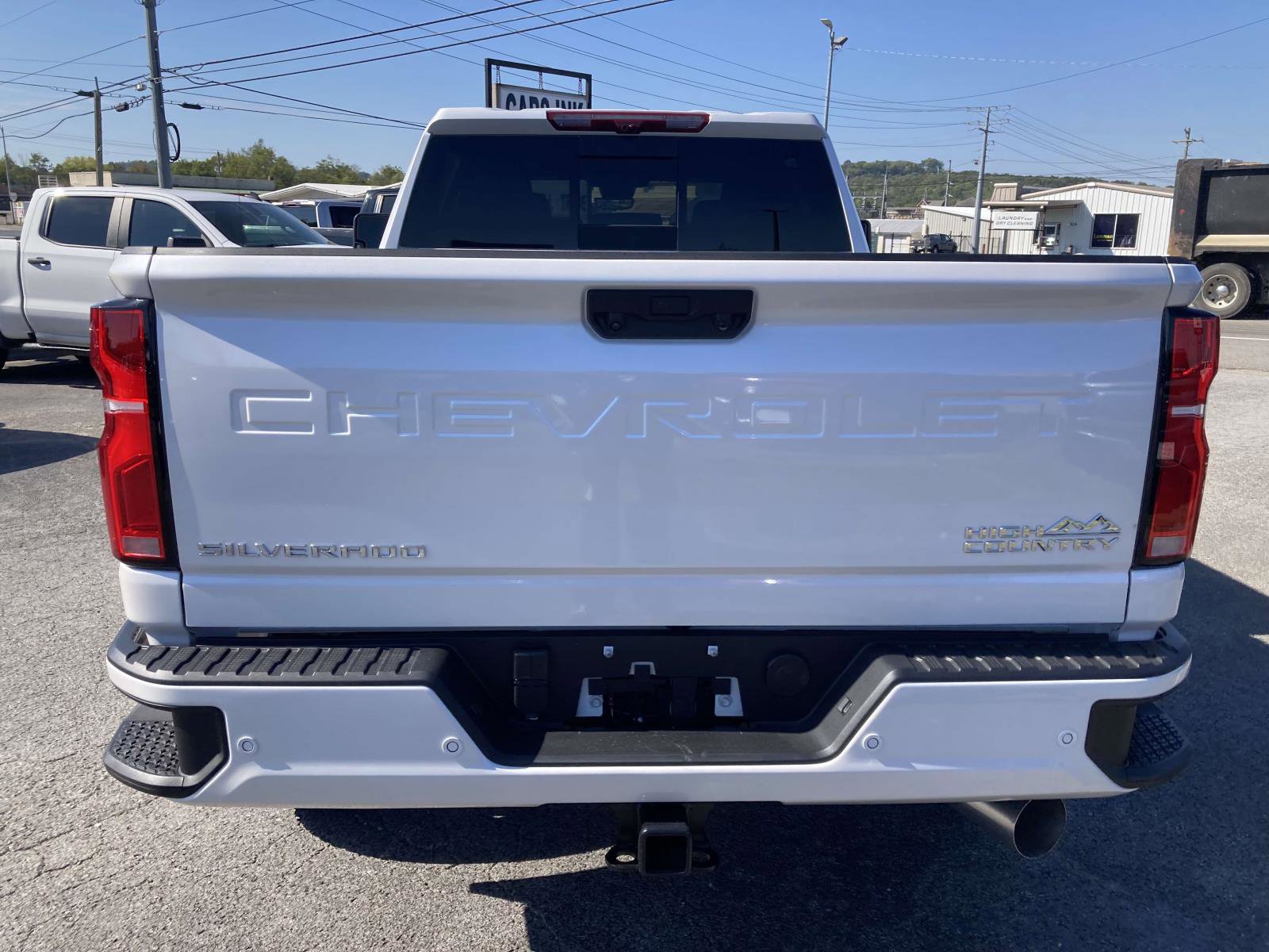 Used 2025 Chevrolet Silverado 2500 High Country w/ High Country Premium Package image 3