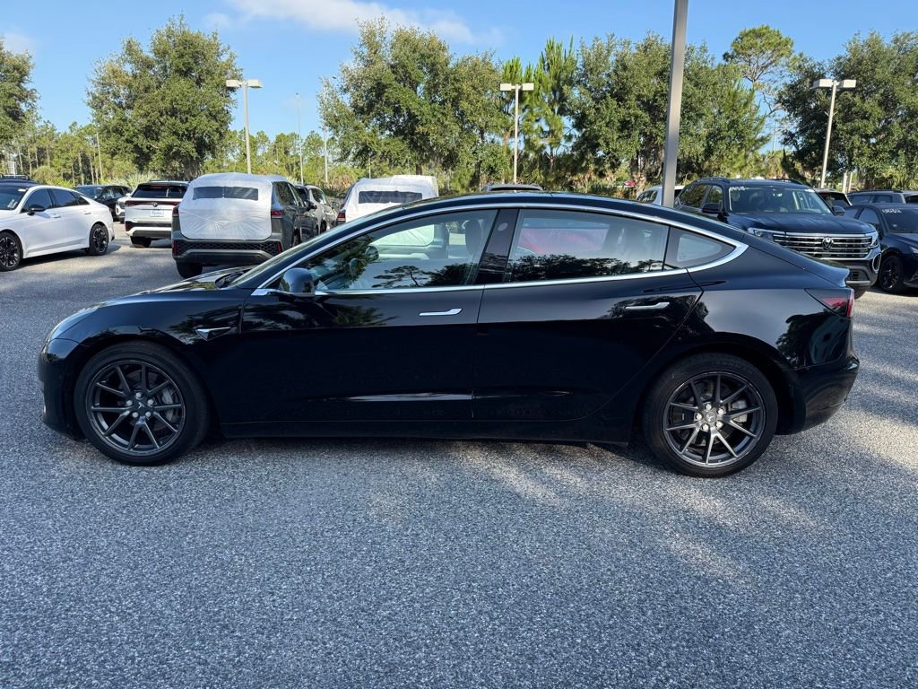 Used 2018 Tesla Model 3 Mid Range RWD image 15