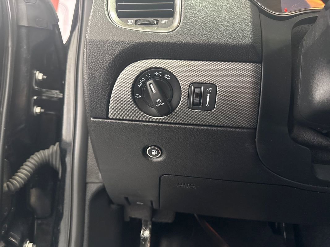 Used 2019 Dodge Durango GT AWD/4WD image 10