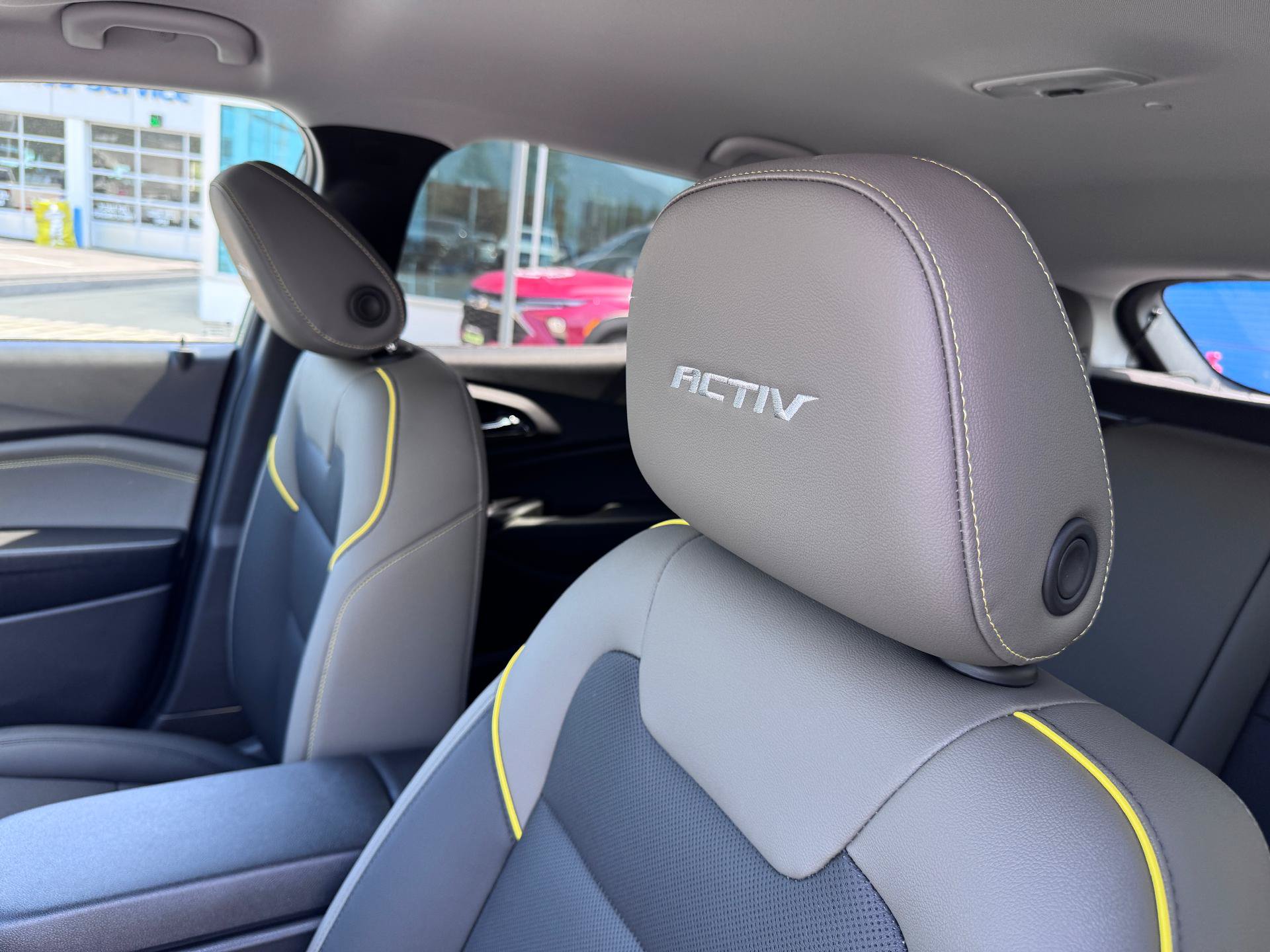 New 2026 Chevrolet Trax ACTIV w/ Driver Confidence Package FWD image 13