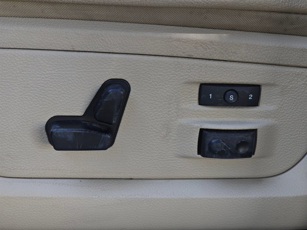 Used 2015 RAM 2500 Laramie w/ Convenience Group AWD/4WD image 27