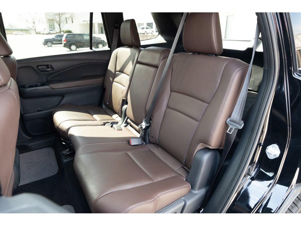 Used 2024 Honda Passport EX-L image 12