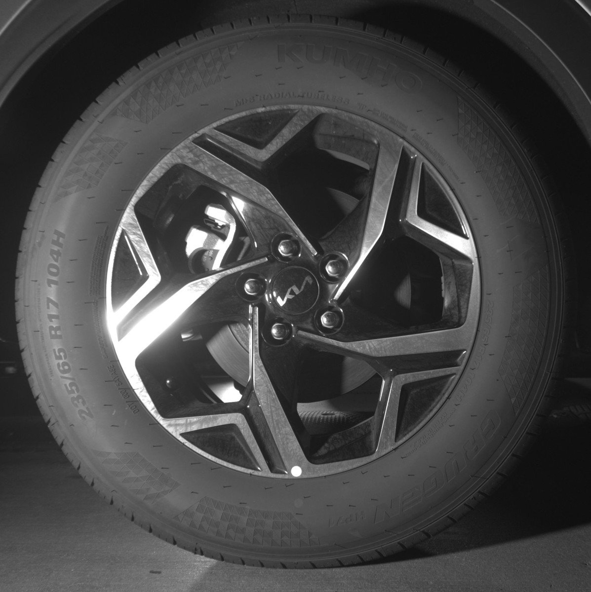 Used 2025 Kia Sportage LX image 15