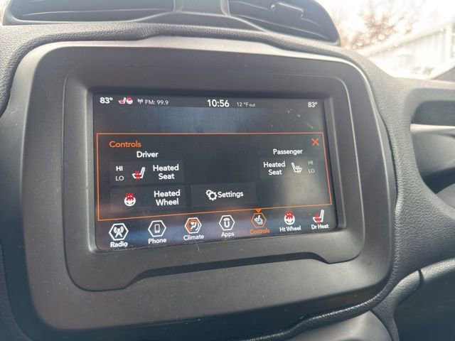 Used 2020 Jeep Renegade Latitude w/ Cold Weather Group image 5