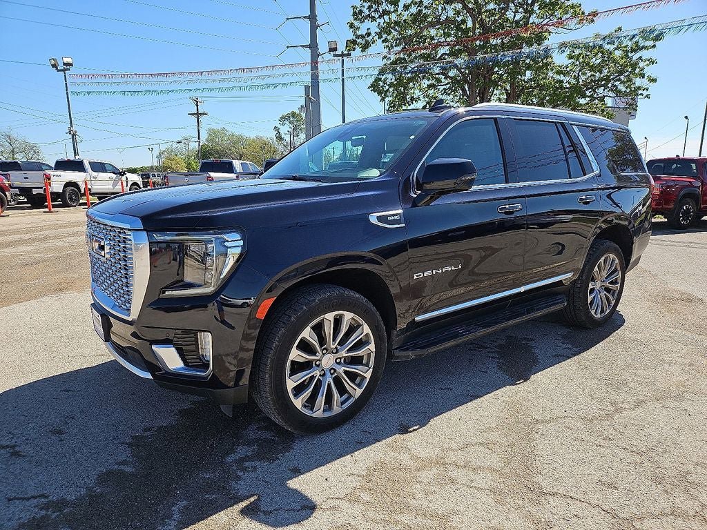Used 2021 GMC Yukon Denali w/ Advanced Technology Package image 2