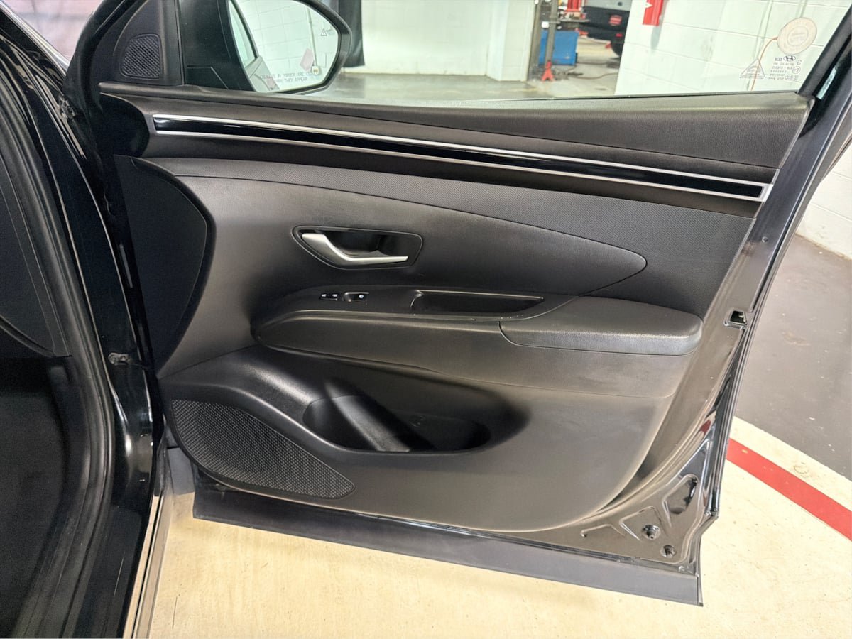 Used 2022 Hyundai Tucson SEL w/ Cargo Package FWD image 23
