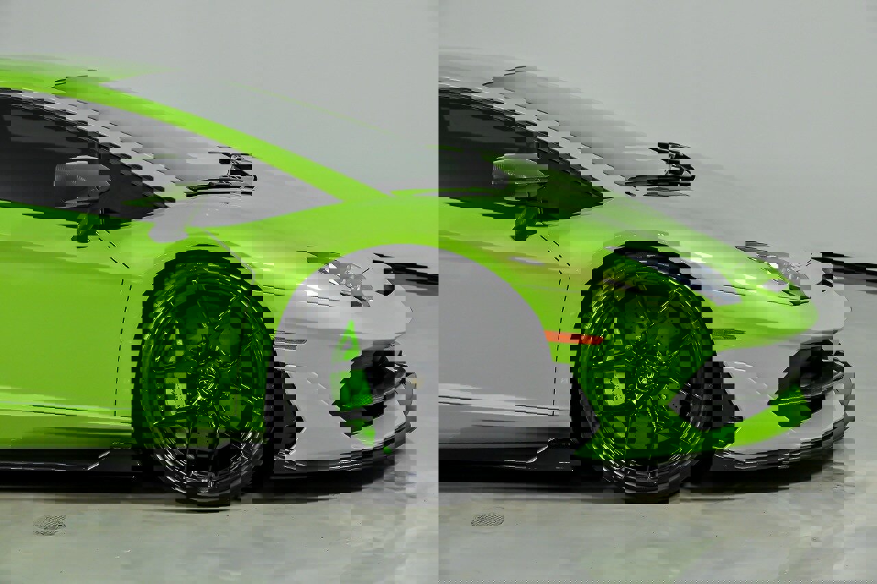 Used 2019 Lamborghini Aventador SVJ image 16