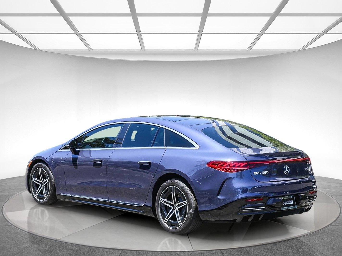 Used 2022 Mercedes-Benz EQS 580 4MATIC Sedan image 2