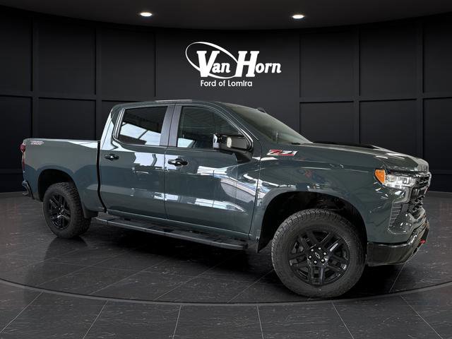 Used 2025 Chevrolet Silverado 1500 LT Trail Boss w/ LT Trail Boss Premium Package AWD/4WD image 44