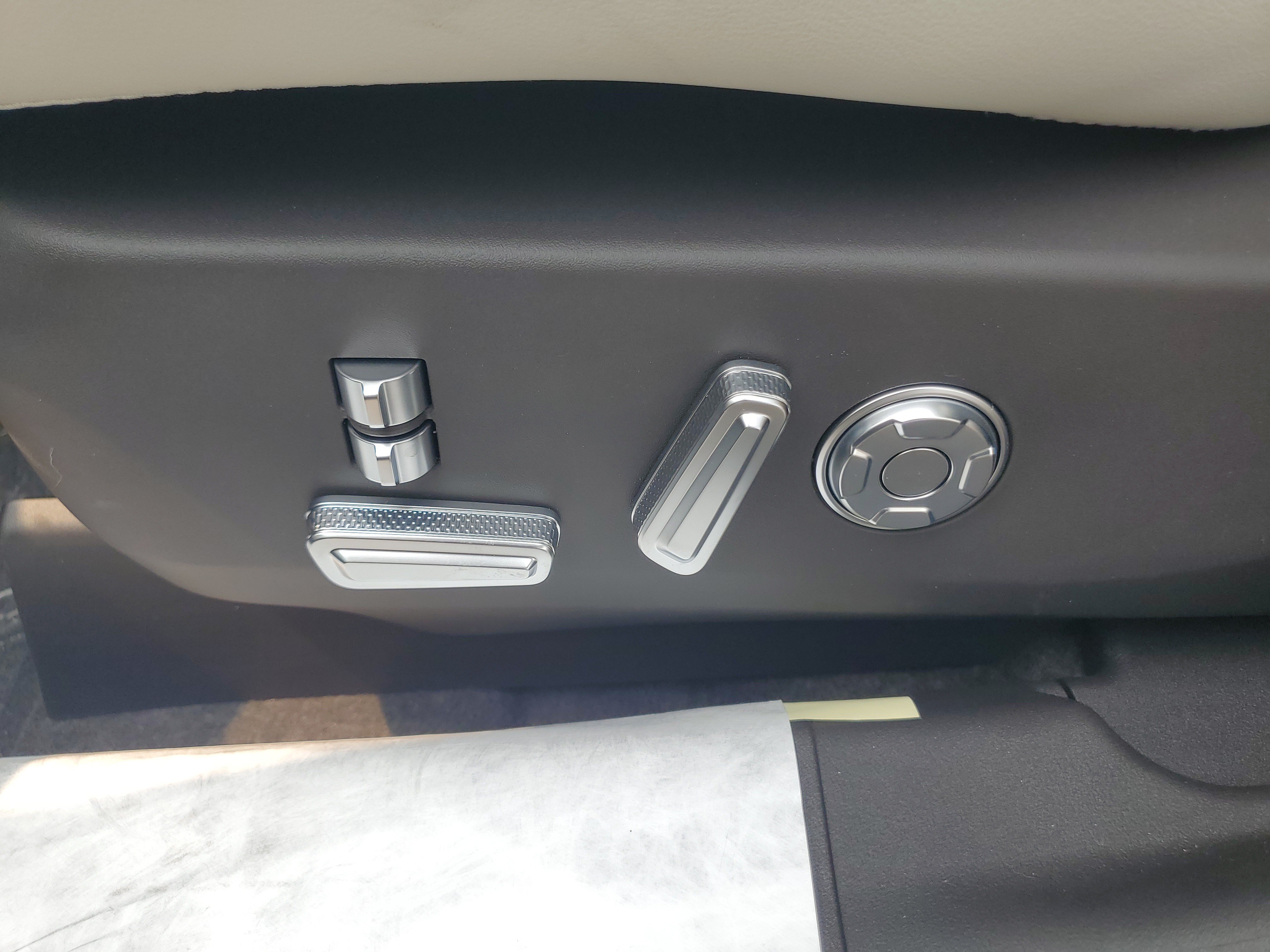 New 2026 Lincoln Nautilus Black Label AWD/4WD image 12