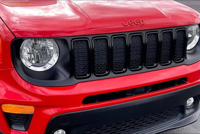 Used 2022 Jeep Renegade Latitude w/ Convenience Group AWD/4WD image 30